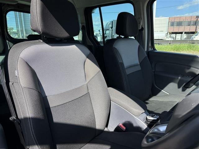 RENAULT KANGOO 2018 Image 31
