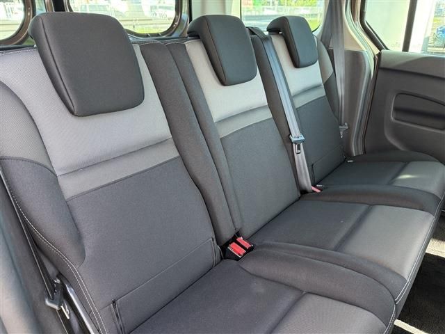 RENAULT KANGOO 2018 Image 31