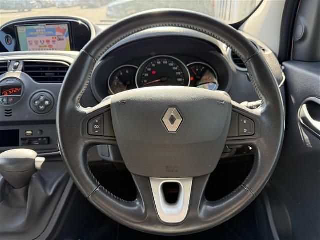 RENAULT KANGOO 2018 Image 31