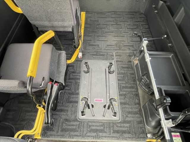 TOYOTA REGIUSACE VAN 1.25T 2013 Image 31