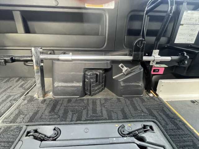 TOYOTA REGIUSACE VAN 1.25T 2013 Image 31