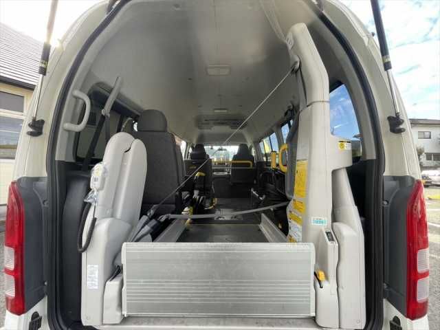 TOYOTA REGIUSACE VAN 1.25T 2013 Image 31