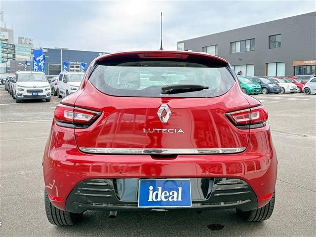 RENAULT LUTECIA 2018 Image 31