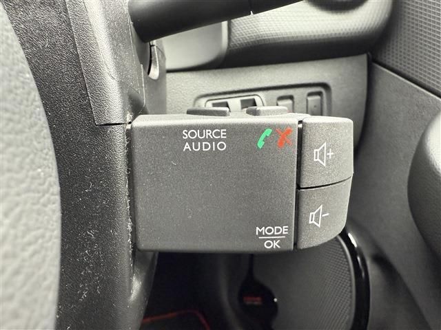 RENAULT LUTECIA 2018 Image 31