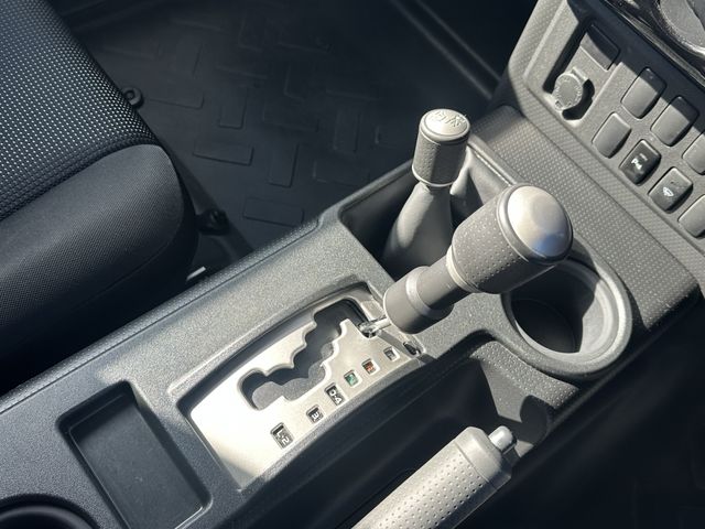 TOYOTA FJ CRUISER 4WD 2017 Image 31