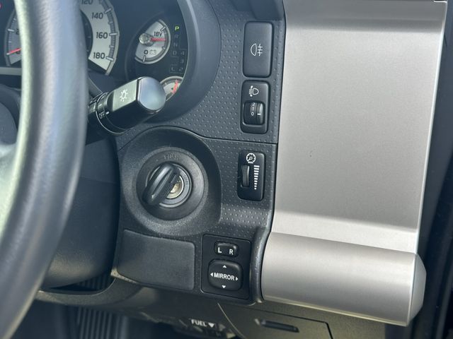 TOYOTA FJ CRUISER 4WD 2017 Image 31