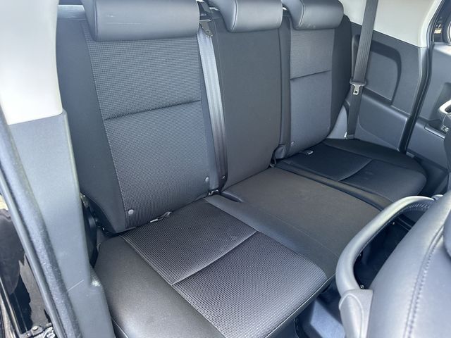 TOYOTA FJ CRUISER 4WD 2017 Image 31