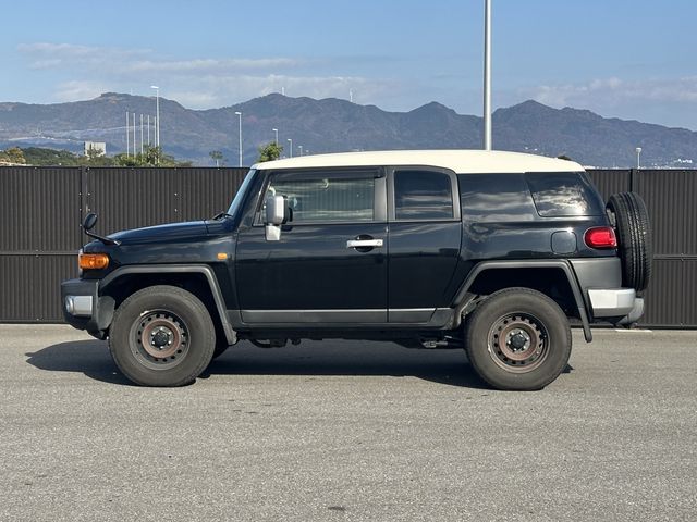 TOYOTA FJ CRUISER 4WD 2017 Image 31