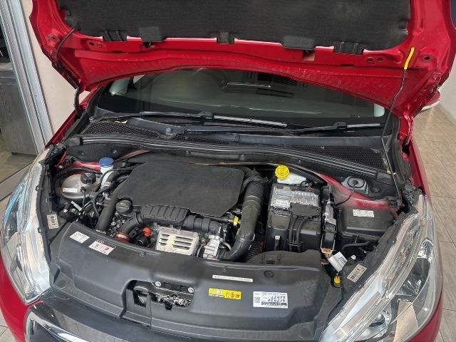 PEUGEOT 208 2017 Image 31