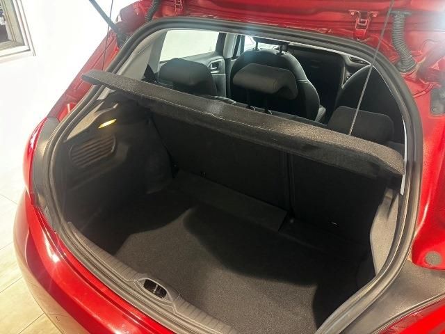 PEUGEOT 208 2017 Image 31