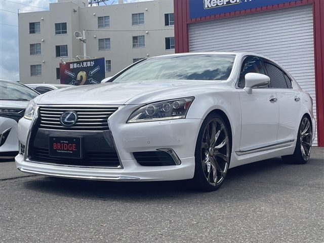 TOYOTA LEXUS LS600H 2015 Image 31