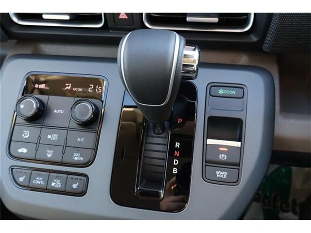 HONDA FREED E:HEV 2025 Image 31