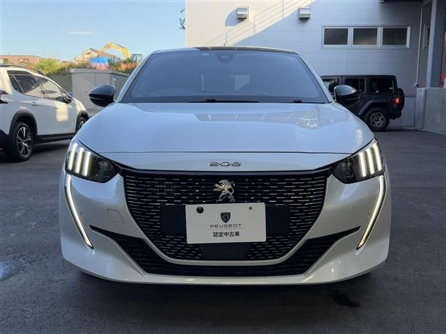 PEUGEOT 208 2021 Image 31