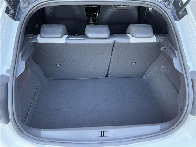 PEUGEOT 208 2021 Image 31