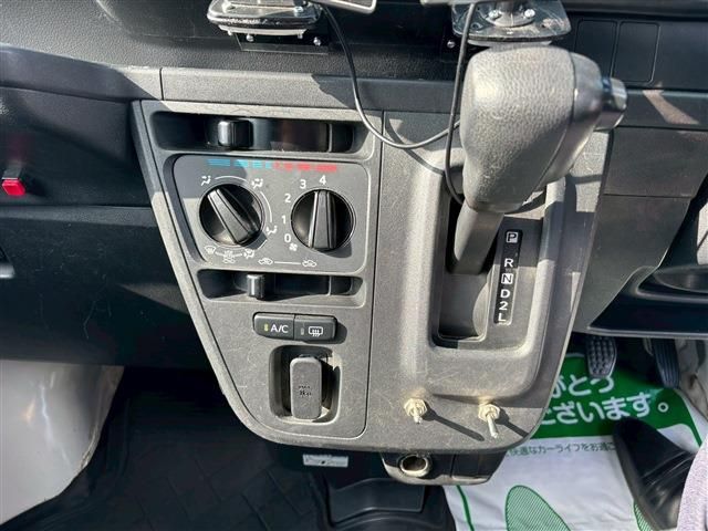 DAIHATSU HIJET CARGO 2020 Image 31