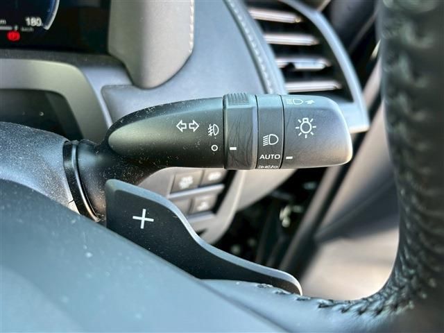 TOYOTA ALPHARD HYBRID 2024 Image 31