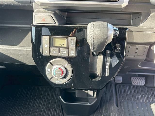 TOYOTA PIXIS MEGA 2020 Image 31