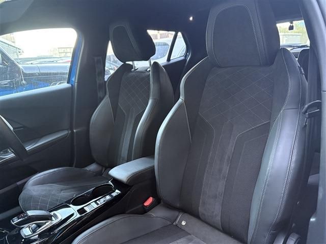 PEUGEOT 2008 2020 Image 31