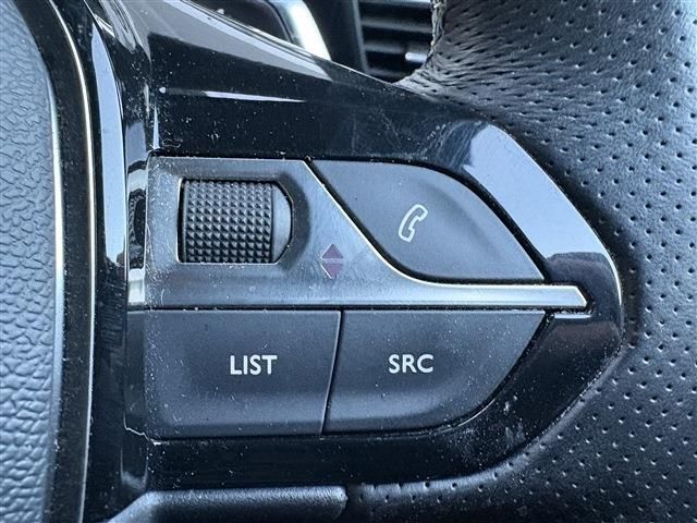 PEUGEOT 2008 2020 Image 31