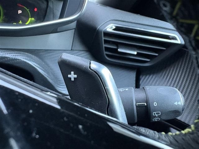 PEUGEOT 2008 2020 Image 31