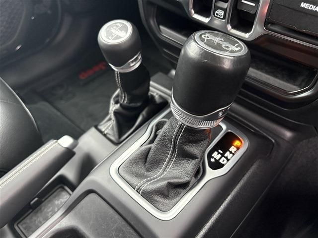 JEEP WRANGLER UNLIMI 2020 Image 31