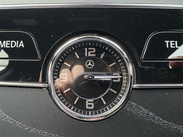 MERCEDES BENZ C CLAS 2019 Image 31