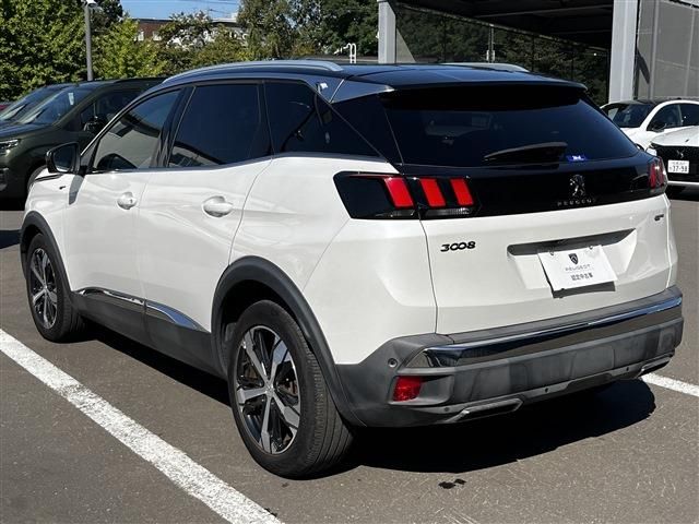 PEUGEOT 3008 2018 Image 31
