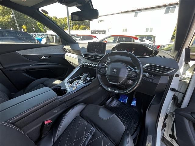 PEUGEOT 3008 2018 Image 31