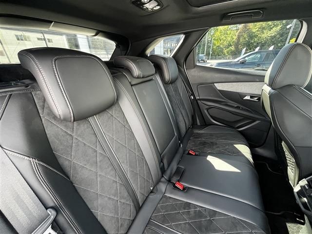 PEUGEOT 3008 2018 Image 31