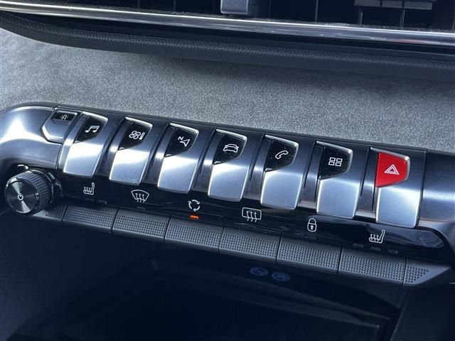 PEUGEOT 3008 2018 Image 31