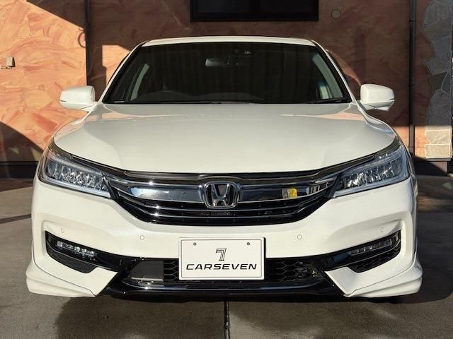 HONDA ACCORD HYBRID 2017 Image 31
