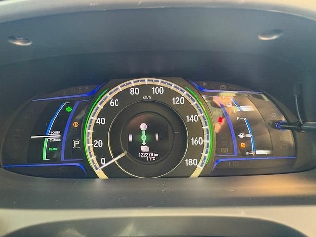HONDA ACCORD HYBRID 2017 Image 31