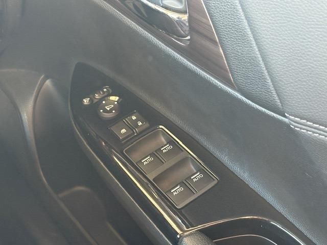 HONDA ACCORD HYBRID 2017 Image 31