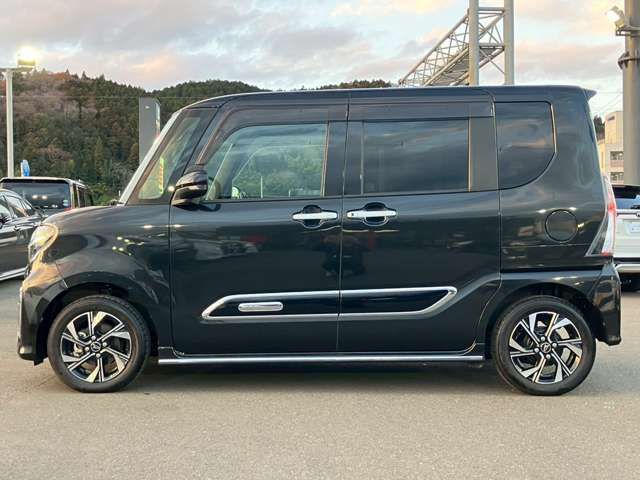 DAIHATSU TANTO CUSTOM 2021 Image 31