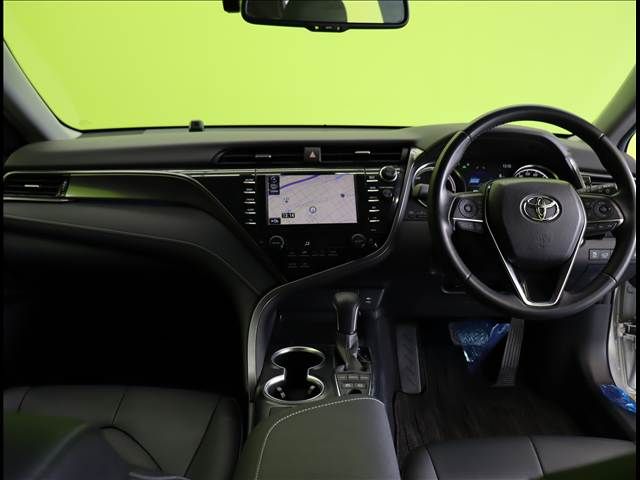 TOYOTA CAMRY HYBRID 2019 Image 31