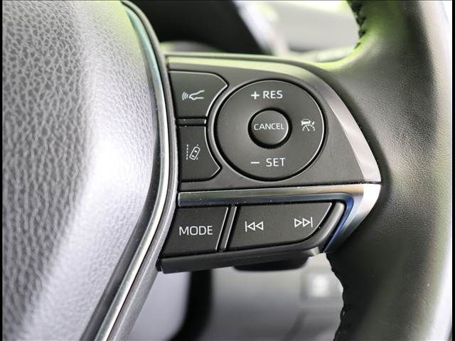 TOYOTA CAMRY HYBRID 2019 Image 31