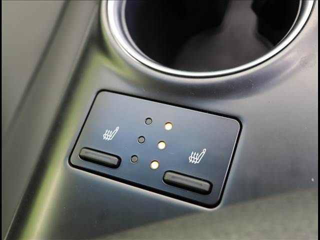 TOYOTA CAMRY HYBRID 2019 Image 31