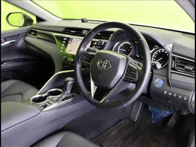TOYOTA CAMRY HYBRID 2019 Image 31