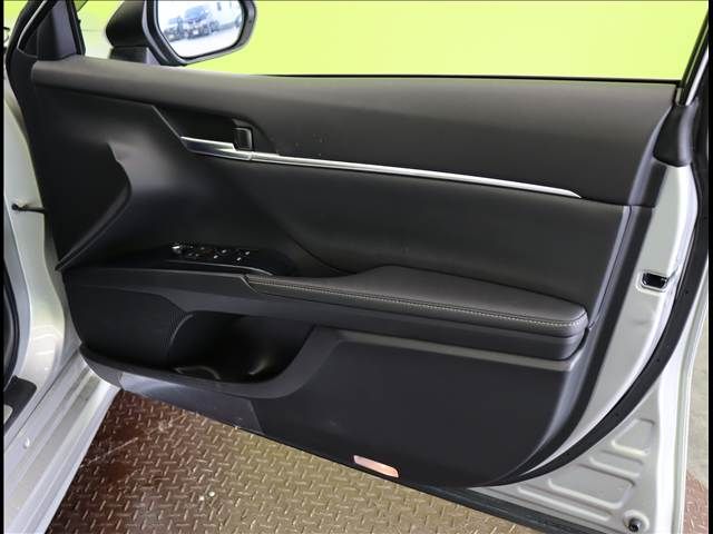 TOYOTA CAMRY HYBRID 2019 Image 31