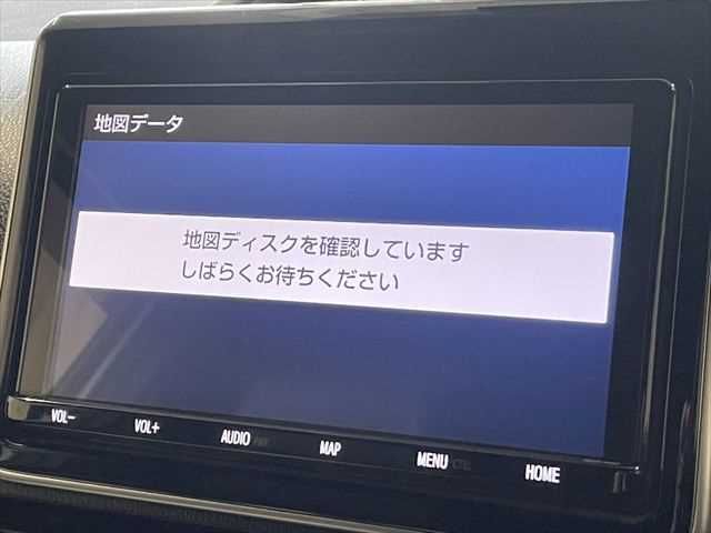 TOYOTA NOAH HYBRID 2018 Image 31