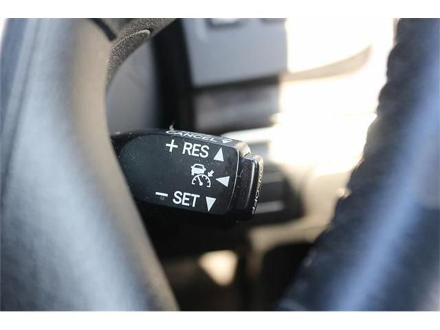 TOYOTA CROWN SEDAN HYBRID 2016 Image 31