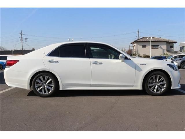 TOYOTA CROWN SEDAN HYBRID 2016 Image 31