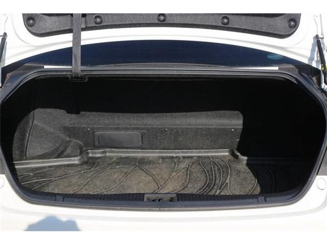 TOYOTA CROWN SEDAN HYBRID 2016 Image 31