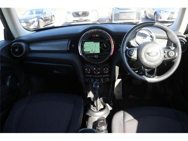 BMW MINI COOPER D 2018 Image 31