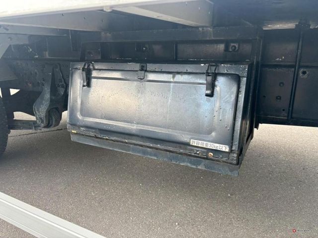 MITSUBISHI FUSOU FIGHTER 2019 Image 31