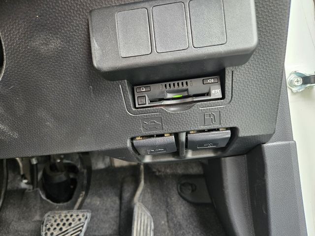 TOYOTA TANK 2017 Image 31