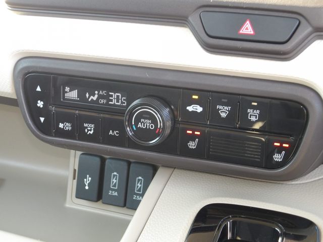 HONDA N BOX 2019 Image 31