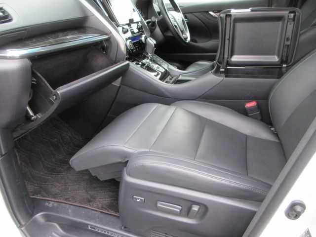 TOYOTA VELLFIRE  HYBRID 4WD 2020 Image 31