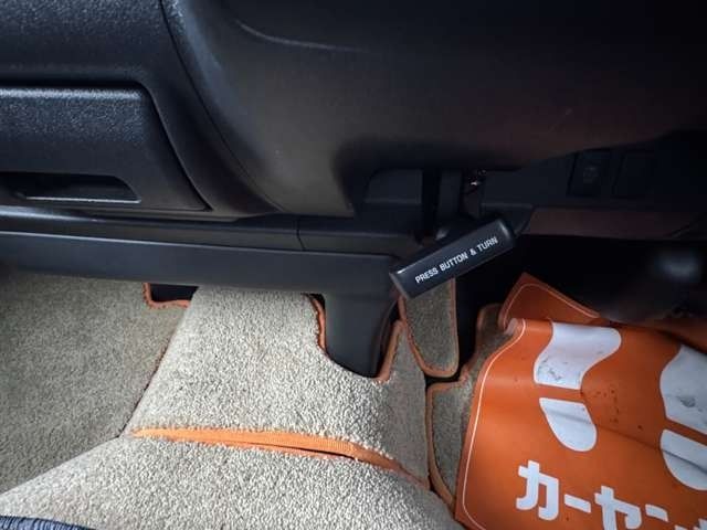 TOYOTA HIACE VAN 2WD 2018 Image 31