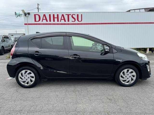 TOYOTA AQUA 2015 Image 31